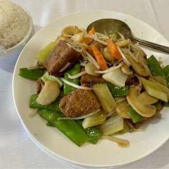 Seashore Chinese Restaurant - Fried tofu with vegetables and white rice. - Chinese Near Me - Torrance, California Seashore Chinese Restaurant - Fried tofu with vegetables and white rice. - Chinese Near Me - Torrance, California