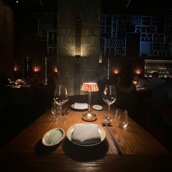 Hutong - Chinese Near Me - Miami, Florida Hutong - Chinese Near Me - Miami, Florida