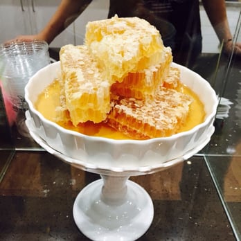 Honeymee - Fresh honeycomb on display - Ice Cream & Frozen Yogurt Near Me - Irvine, California