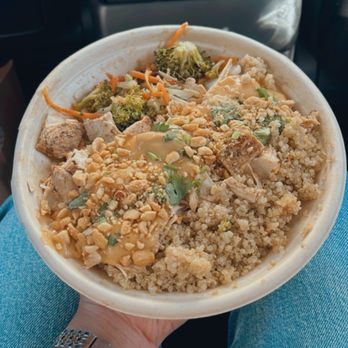 Original ChopShop - Thai Coconut Chicken Bowl with Quinoa and Roasted Veggies - New American Near Me - Tempe, Arizona Original ChopShop - Thai Coconut Chicken Bowl with Quinoa and Roasted Veggies - New American Near Me - Tempe, Arizona
