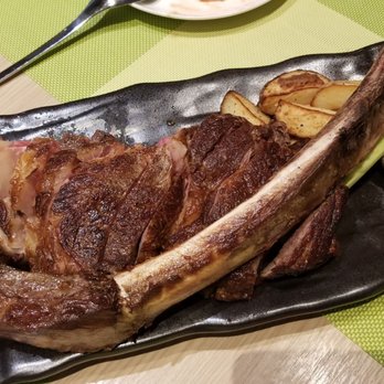 旭逸酒店 - 1.2kg Tomahawk steak all sliced up! - Hotels Near Me - Hong Kong, HK