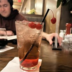 Knight's Steak House - Shirley temple