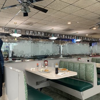 Legends Diner - Diners Near Me - Secaucus, New Jersey