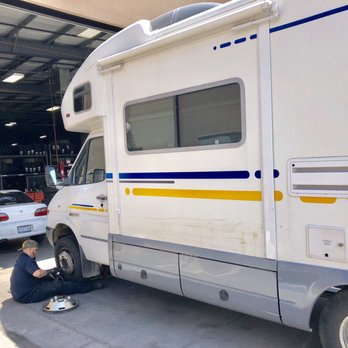 Southern Tire Mart 20 Photos Tires 3420 Losee Rd Las Vegas Nv Phone Number