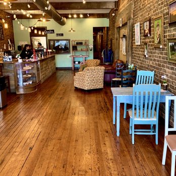 Cup Runneth Over Coffeehouse - Comfortable atmosphere - Coffee & Tea Near Me - Sweetwater, Tennessee