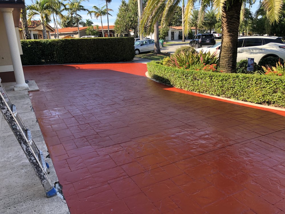 Slide of Saravia Painting & Roofing