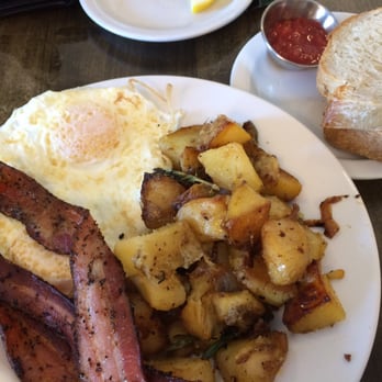 Matt's Big Breakfast - Classic Hog and Chick (bacon and eggs) with home style potatoes - Breakfast & Brunch Near Me - Phoenix, Arizona