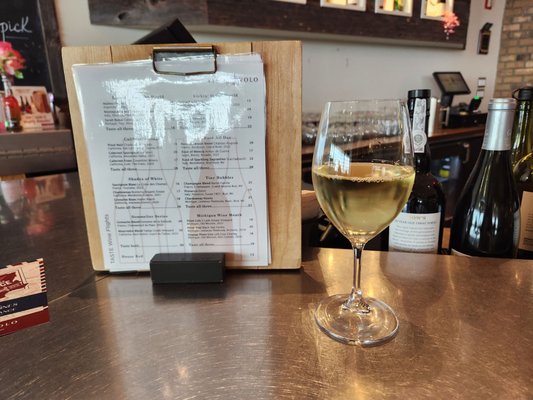 Vino Volo by null