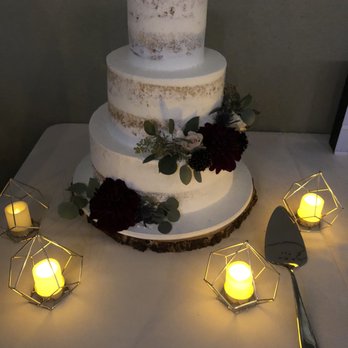 In Flower - Gorgeous matching flowers for our naked cake - Florists Near Me - Brea, California