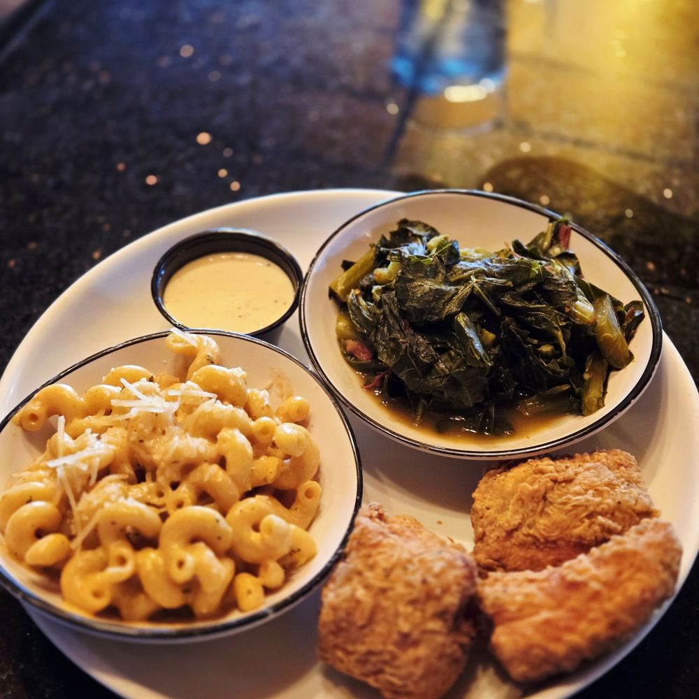 Lost & Found - Fried Salmon, Mac and cheese, Collard Greens - Cocktail Bars Near Me - Houston, Texas Lost & Found - Fried Salmon, Mac and cheese, Collard Greens - Cocktail Bars Near Me - Houston, Texas