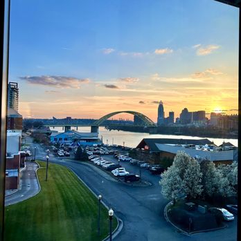 MRBL - View from the Elevator - Steakhouses Near Me - Bellevue, Kentucky