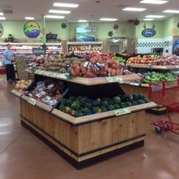 Nice spacious produce area Nice spacious produce area