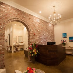 Avant Tous Beauty Bar and Spa