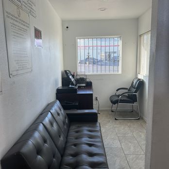 Amigo Auto Care - Oil Change Stations Near Me - Victorville, California Amigo Auto Care - Oil Change Stations Near Me - Victorville, California