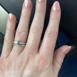 Q Nail & Spa - Chrome nails with dip!