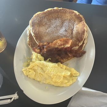 Eggs Up Grill - Pancakes, bacon  & eggs - Breakfast & Brunch Near Me - Myrtle Beach, South Carolina