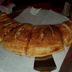 MamaMias Pizzeria - Stromboli