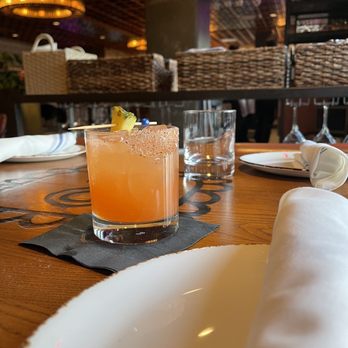Casi Cielo - Happier hour - Cocktail Bars Near Me - Atlanta, Georgia