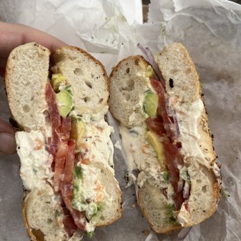 Smith Street Bagels - Everything bagel with vegan tofu vegetable Cream Cheese plus avocado, tomato and onion - Bagels Near Me - Brooklyn, New York Smith Street Bagels - Everything bagel with vegan tofu vegetable Cream Cheese plus avocado, tomato and onion - Bagels Near Me - Brooklyn, New York