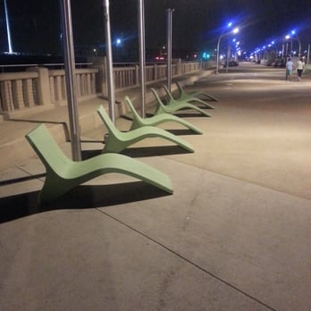 Ronald Kirk Pedestrian Bridge - All types of seating and tables all along the bridge. - Landmarks & Historical Buildings Near Me - Dallas, Texas Ronald Kirk Pedestrian Bridge - All types of seating and tables all along the bridge. - Landmarks & Historical Buildings Near Me - Dallas, Texas