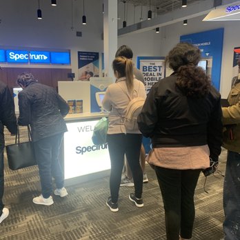 Spectrum - Elderly couple needing assistance signing in - Internet Service Providers Near Me - Kannapolis, North Carolina
