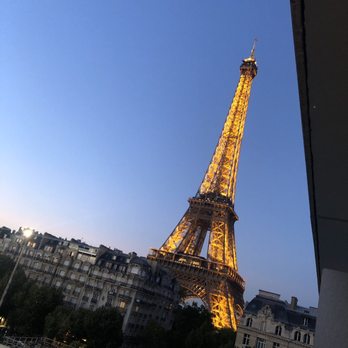 Hôtel Pullman Paris Eiffel Tower - Sunset Balcony View - Hotels Near Me - Paris, 75 Hôtel Pullman Paris Eiffel Tower - Sunset Balcony View - Hotels Near Me - Paris, 75