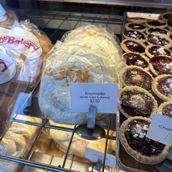 Despi Delite Bakery - Donuts Near Me - Everett, Washington