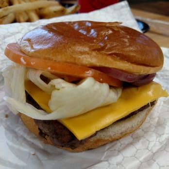 Wendy's - Dave's Single - Everything's Improved, but the Beef. - Fast Food Near Me - Morrisville, Pennsylvania Wendy's - Dave's Single - Everything's Improved, but the Beef. - Fast Food Near Me - Morrisville, Pennsylvania