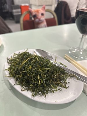 Wong Kei by null
