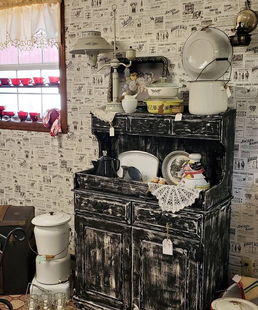 DAISY LANE VINTAGE 12 Photos 2958 National Pike, Uniontown, PA Yelp