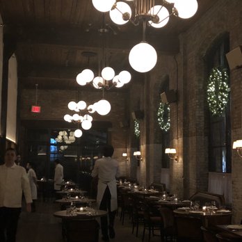 Le Crocodile - Pretty room - French Near Me - Brooklyn, New York Le Crocodile - Pretty room - French Near Me - Brooklyn, New York