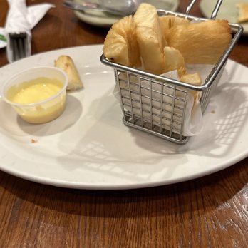 Don Churro Restaurant - Yuka a la huancaina - Spanish Near Me - Chantilly, Virginia