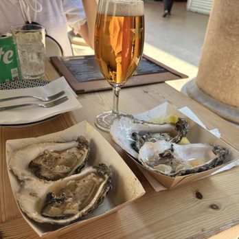 Mercat La Boqueria - Oysters - Farmers Market Near Me - Barcelona, B Mercat La Boqueria - Oysters - Farmers Market Near Me - Barcelona, B