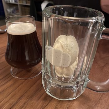Daisies - Root beer float - Pasta Shops Near Me - Chicago, Illinois