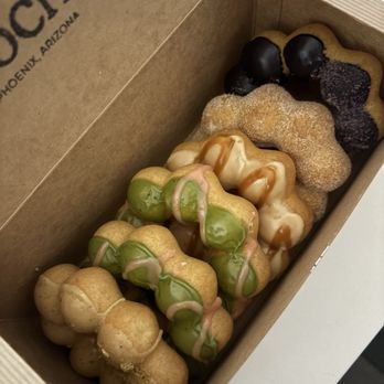 Mochidot Donuts - My half dozen - Donuts Near Me - Phoenix, Arizona