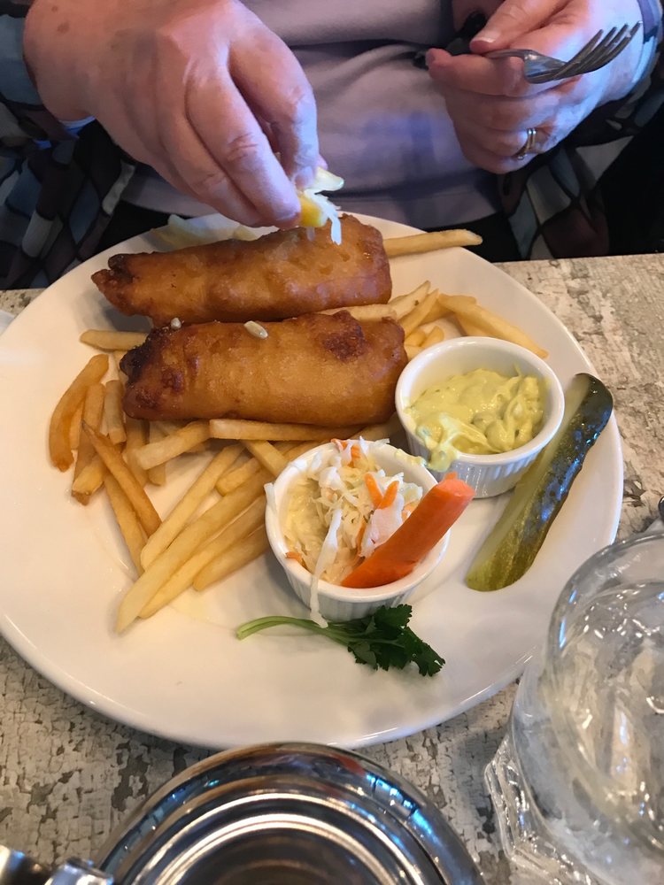 Headingly Grill Logo