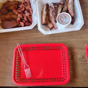 Wright's Original BBQ - The food served - Barbeque Near Me - Mexia, Texas