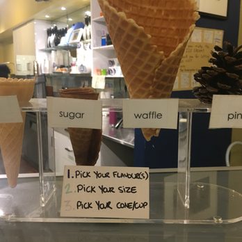 Ed's Real Scoop - Ice Cream & Frozen Yogurt Near Me - Toronto, Ontario