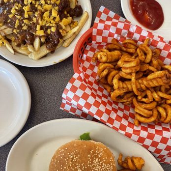 Bill's Place - Cheeseburger, curly fries, chili cheese fries! - Burgers Near Me - San Francisco, California Bill's Place - Cheeseburger, curly fries, chili cheese fries! - Burgers Near Me - San Francisco, California