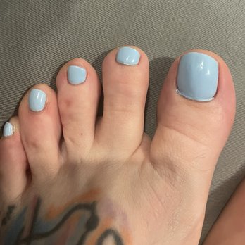 Glossy Nails - Toes, no chip on skins and uneven cutting of nails - Nail Salons Near Me - Countryside, Illinois Glossy Nails - Toes, no chip on skins and uneven cutting of nails - Nail Salons Near Me - Countryside, Illinois