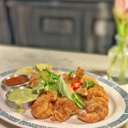 Little Sister - Crispy Fried Prawns - Perfect!