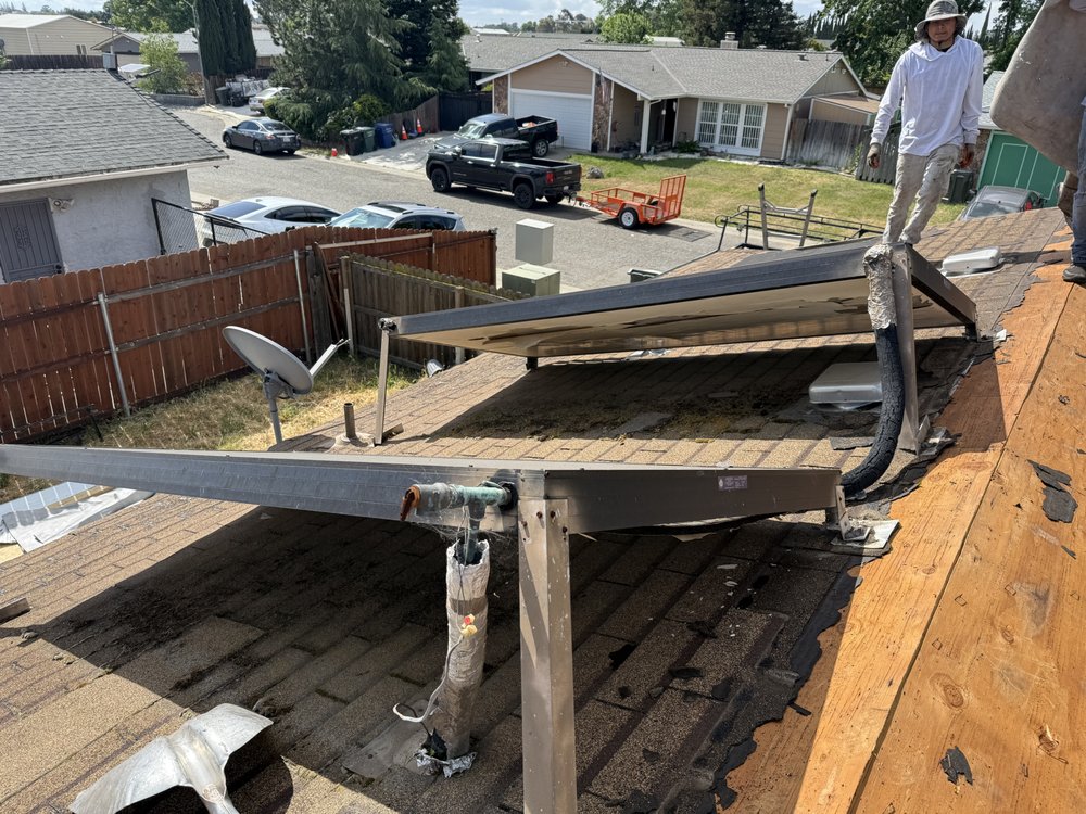 Slide of Gonzalez Roofing Pros