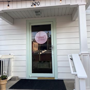 Poppy’s Ice Cream - Front of house - Ice Cream & Frozen Yogurt Near Me - Richmond, Kentucky Poppy’s Ice Cream - Front of house - Ice Cream & Frozen Yogurt Near Me - Richmond, Kentucky