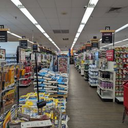 Paul's Ace Hardware - Inside