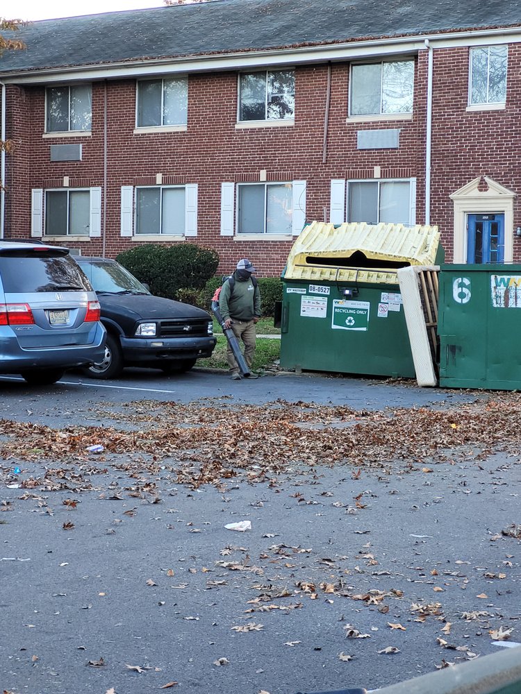 HAMPTON WALK APARTMENTS Updated September 2024 13 Photos 1627 New