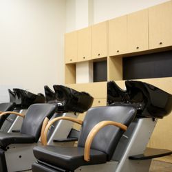 Aliza Maria Salon