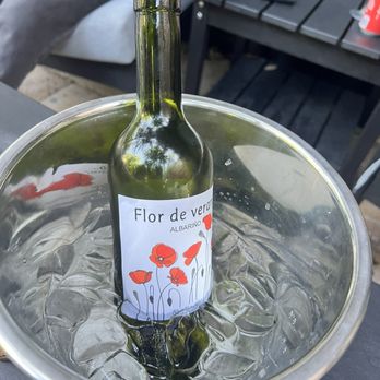 Magie - Flor de Verano White Wine - Wine Bars Near Me - Miami, Florida