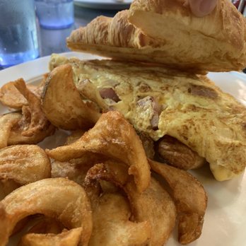 Caffe Latte Restaurant - Croissant Sandwich - Coffee & Tea Near Me - Sacramento, California Caffe Latte Restaurant - Croissant Sandwich - Coffee & Tea Near Me - Sacramento, California