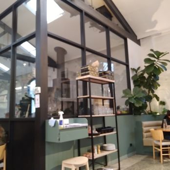 Au79 - Inside - Cafes Near Me - Abbotsford, VIC