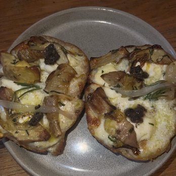 Monteverde - Artichoke and sunchoke crostino - Italian Near Me - Chicago, Illinois